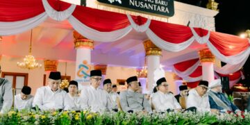 Sejumlah tokoh agama menghadiri Jawa Timur Bersholawat dan Tabligh Akbar dalam rangka Hari Santri Nasional 2026 di Gedung Negara Grahadi Surabaya Jumat 23102026 Foto LINES Jatim